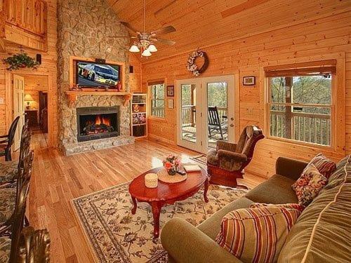 Majestic Springs Lodge Cabin McCookville Екстериор снимка