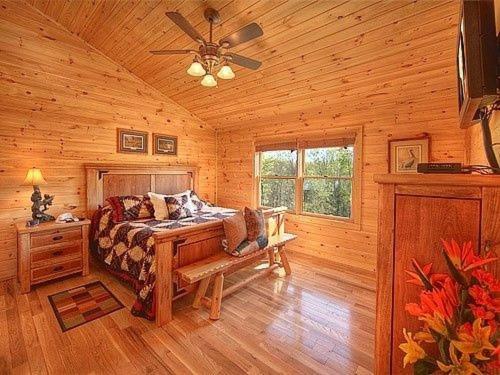 Majestic Springs Lodge Cabin McCookville Екстериор снимка