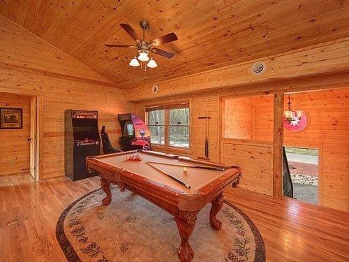 Majestic Springs Lodge Cabin McCookville Екстериор снимка
