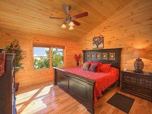 Majestic Springs Lodge Cabin McCookville Екстериор снимка